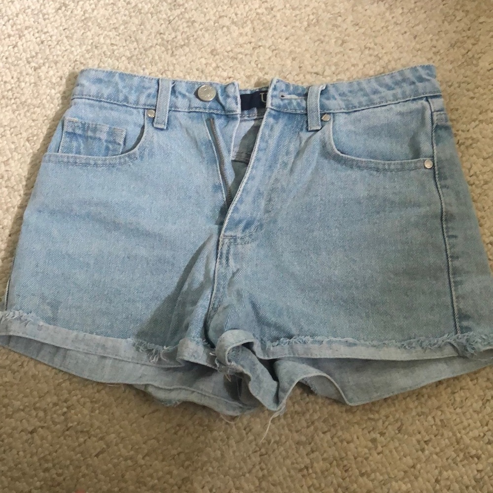Jean shorts!!